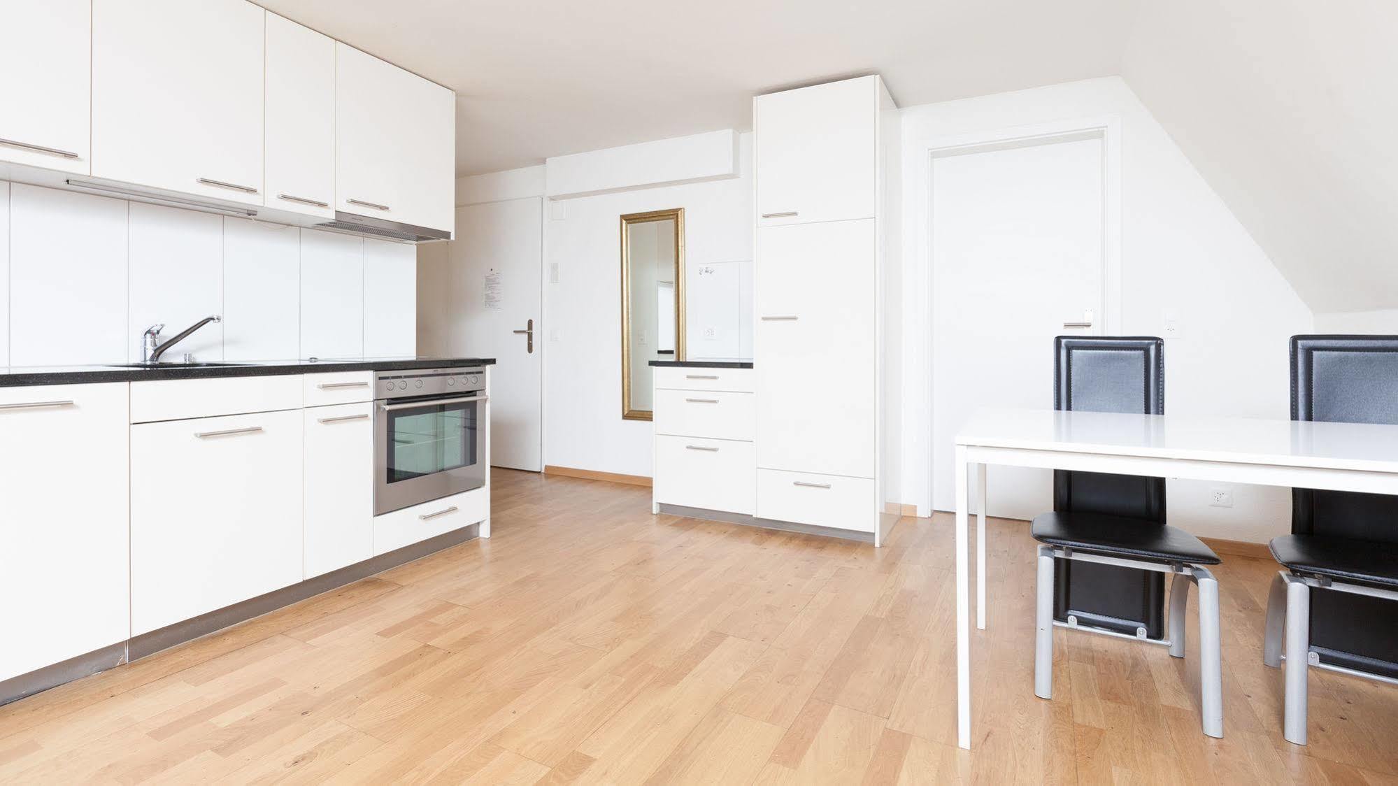 Swiss Star Apartments - Contactless Self Check-In Zurich Bagian luar foto