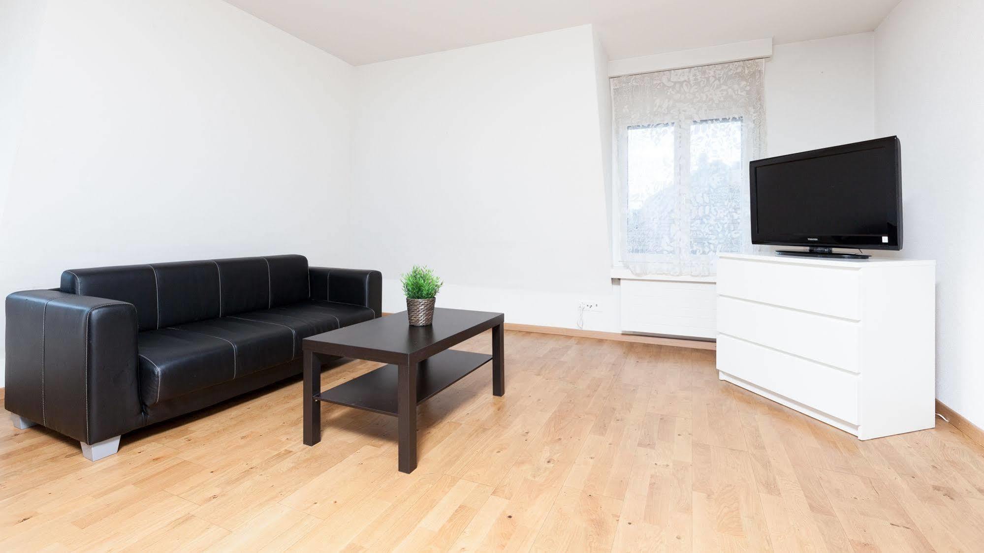 Swiss Star Apartments - Contactless Self Check-In Zurich Bagian luar foto